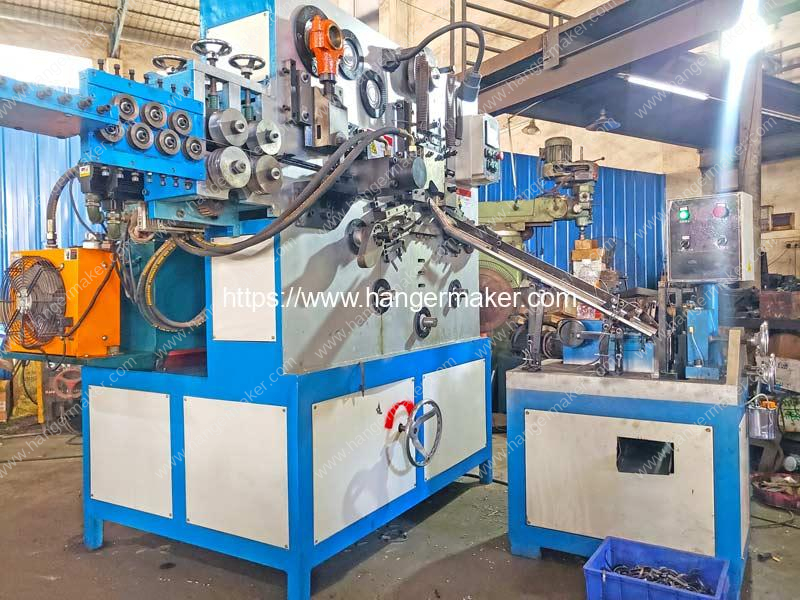 Automatic-Flat-Wire-Hanger-Hook-Making-Machine-with-Threading-for-Egypt